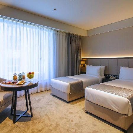 Essentia Premier Hotel Pune Wakad Pimpri-Chinchwad Ngoại thất bức ảnh
