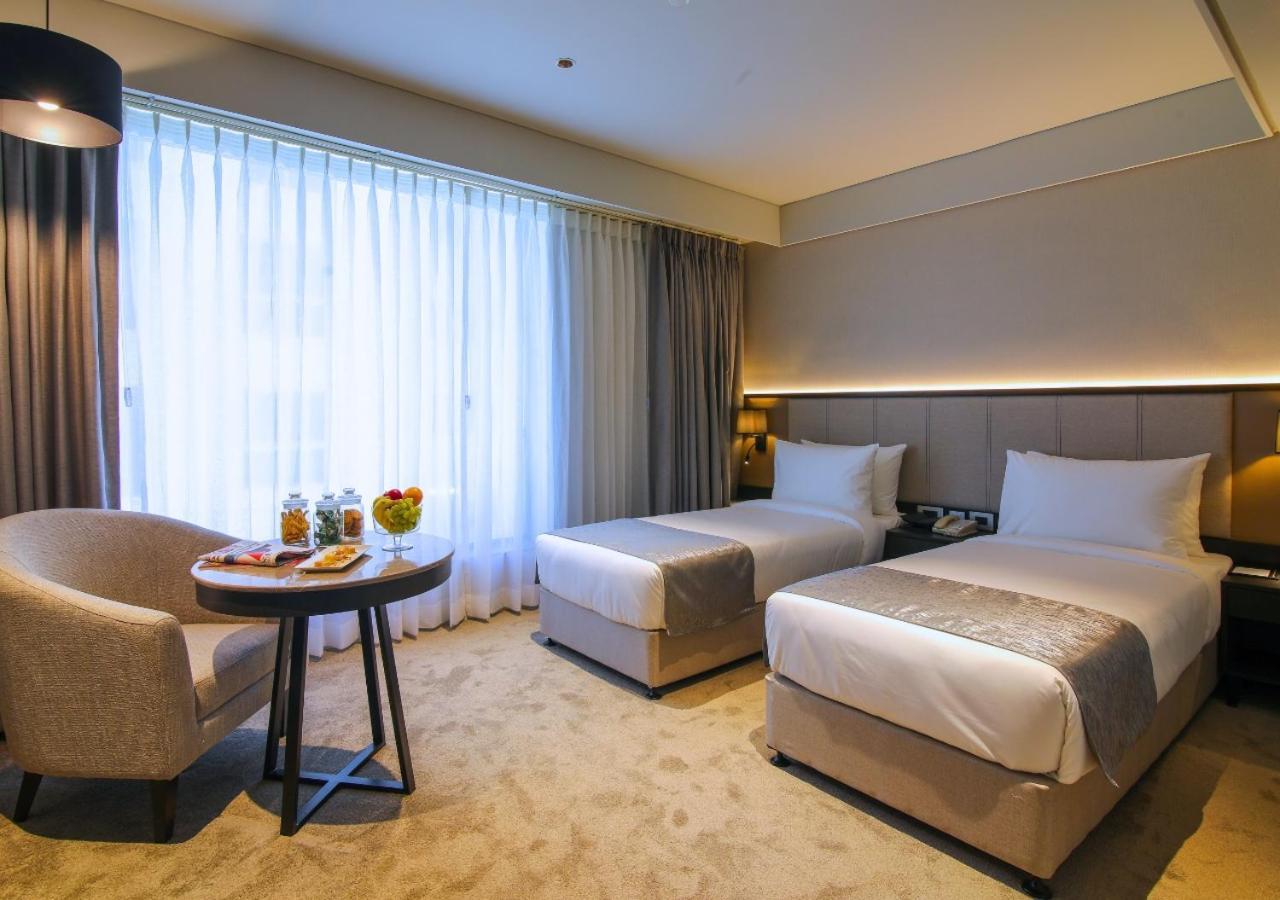 Essentia Premier Hotel Pune Wakad Pimpri-Chinchwad Ngoại thất bức ảnh